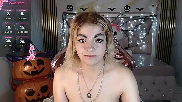 lili conor s online show from October 4, 3:48 am