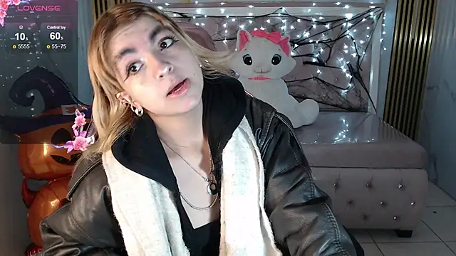 lili conor s online show from October 21, 4:02 am