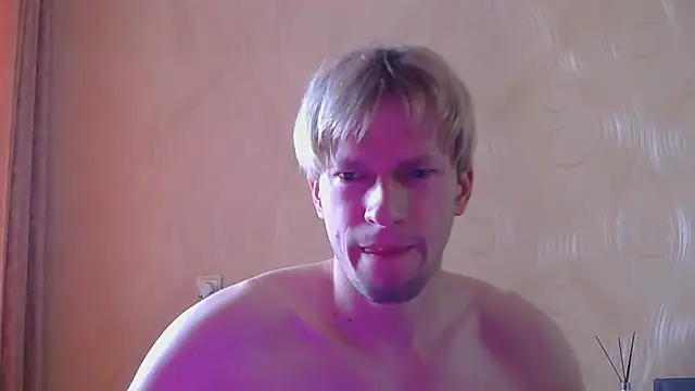 frama666 online show from May 15, 8:32 am