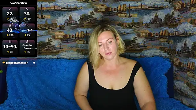 Snapshot of LadyLucky_ chatting on September 12, 2:33 am LadyLucky online show from September 12, 2:33 am