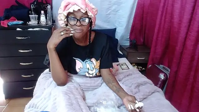 xxTatiannaxx online show from October 31, 6:14 am