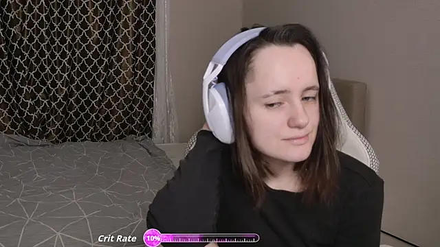 Luna Loveee online show from January 8, 3:42 am