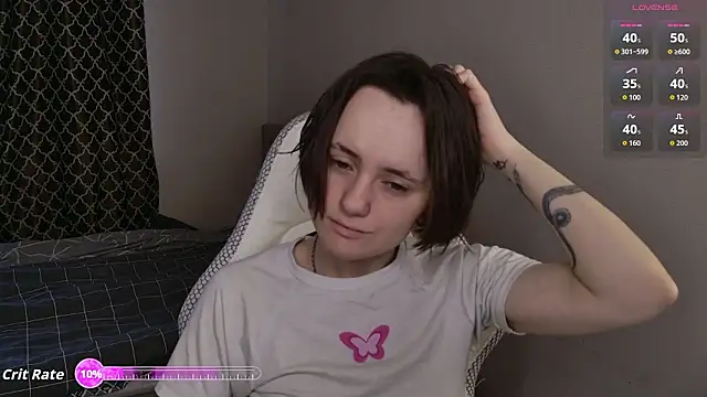 Luna Loveee online show from March 13, 3:46 am