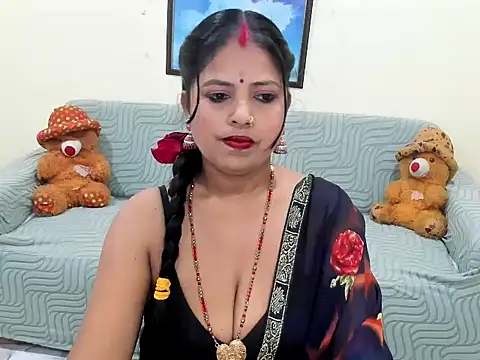 leahgotiii online show from November 30, 2:48 am