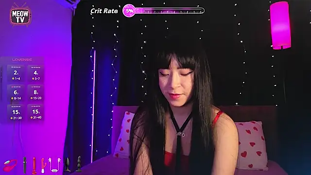 miyakimi0101 online show from May 7, 10:37 pm