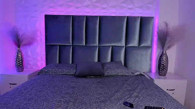 Selene bennet online show from September 25, 3:43 am