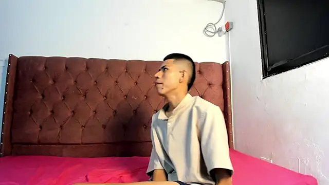 couple hotfox online show from December 23, 1:03 am