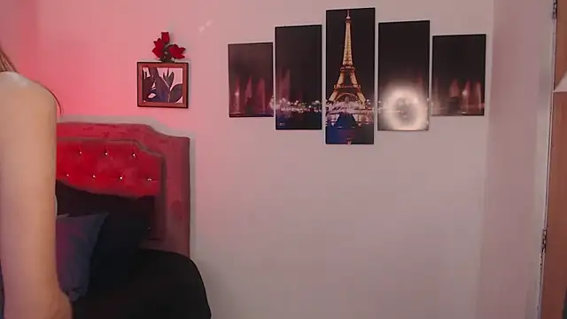 Snapshot of Sunshine_gh1 chatting on February 27, 11:52 am Sunshine gh1 online show from February 27, 11:52 am