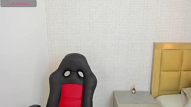 MEGANZARICK online show from October 1, 12:22 pm