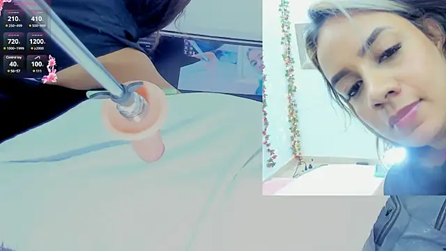 Snapshot of Genesis_Love__ chatting on February 26, 12:58 pm Genesis Love online show from February 26, 12:58 pm