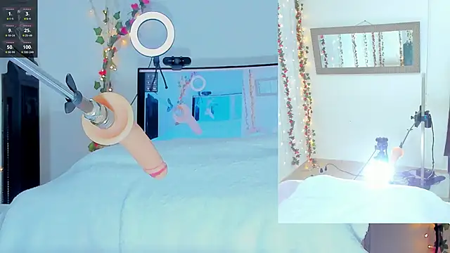 Snapshot of Genesis_Love__ chatting on September 13, 9:31 am Genesis Love online show from September 13, 9:31 am