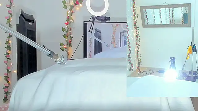 Genesis Love   online show from September 24, 9:23 am