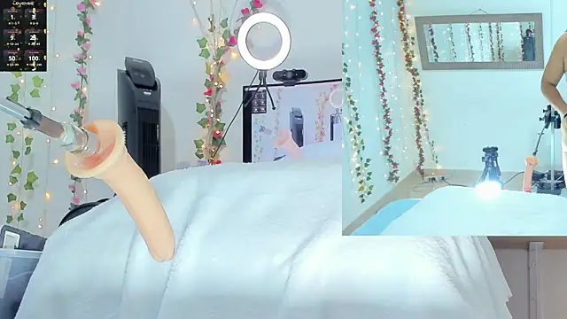 Genesis Love   online show from October 19, 9:32 am