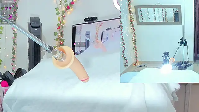 Genesis Love   online show from October 31, 9:32 am