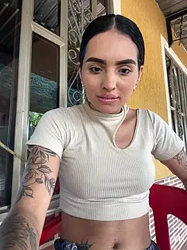 Snapshot of Mss_Kymmy chatting on February 28, 6:31 pm Mss Kymmy online show from February 28, 6:31 pm