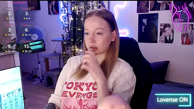 Snapshot of lissallor_ chatting on February 28, 4:32 am lissallor online show from February 28, 4:32 am