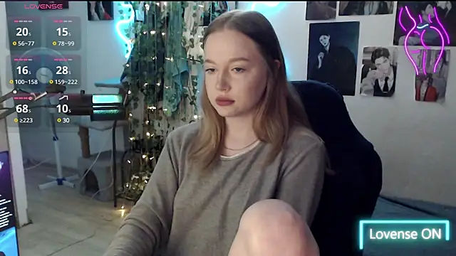 Snapshot of lissallor_ chatting on March 13, 3:00 am lissallor online show from March 13, 3:00 am