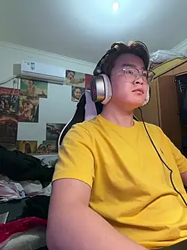 Snapshot of Anson0722 chatting on March 27, 12:49 pm Anson0722 online show from March 27, 12:49 pm