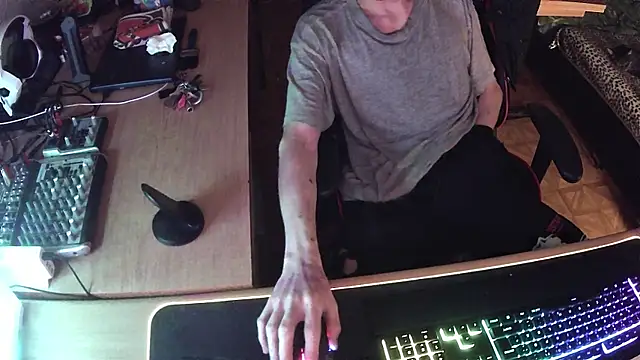 DerGeileLoveboy online show from October 2, 1:23 am