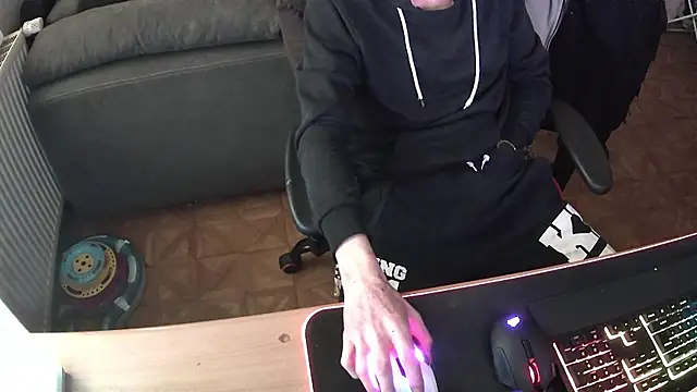 DerGeileLoveboy online show from October 23, 10:36 am