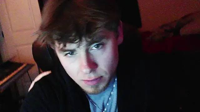 Snapshot of JCstrings chatting on February 24, 4:16 am JCstrings online show from February 24, 4:16 am