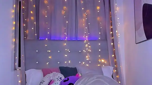 Snapshot of Anaroussew02 chatting on September 19, 3:19 am Anaroussew02 online show from September 19, 3:19 am