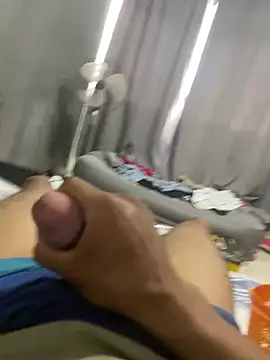 Erickhotddjots online show from July 16, 11:44 pm