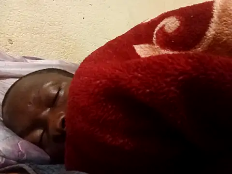 Snapshot of lilpip chatting on October 10, 12:20 am lilpip online show from October 10, 12:20 am