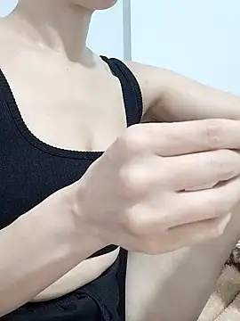 Snapshot of BUSE8821 chatting on November 13, 5:23 pm BUSE8821 online show from November 13, 5:23 pm