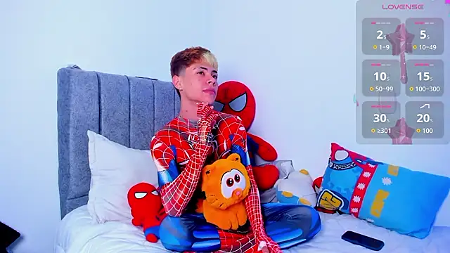 callum 77 online show from February 11, 12:15 am