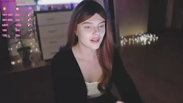 Snapshot of CherryRed_Girl chatting on September 22, 9:06 pm CherryRed Girl online show from September 22, 9:06 pm