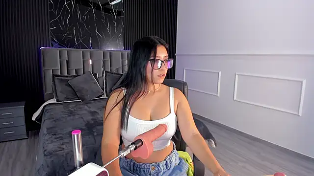 Ibbiebennett online show from February 25, 7:47 pm