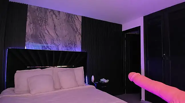 Ibbiebennett online show from March 12, 10:39 pm