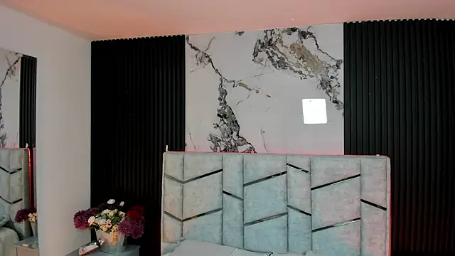 Ibbiebennett online show from September 9, 3:50 am