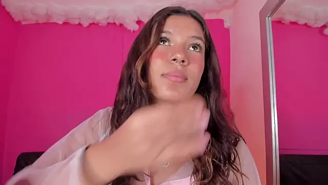 violett 24  online show from March 11, 3:45 pm