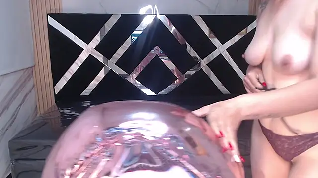 Angeles v online show from March 9, 1:35 am