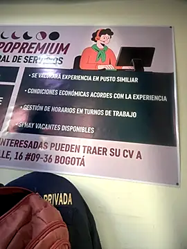 Megan-01- online show from October 9, 12:14 pm