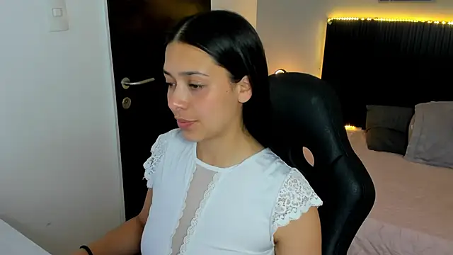 angeline davies online show from October 22, 3:51 am