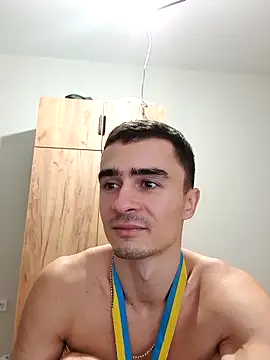 Snapshot of GoodGG chatting on November 16, 4:12 pm GoodGG online show from November 16, 4:12 pm