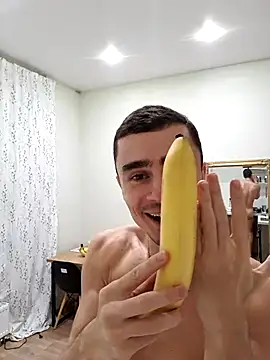 Snapshot of GoodGG chatting on November 22, 3:11 pm GoodGG online show from November 22, 3:11 pm