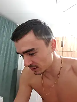 Snapshot of GoodGG chatting on December 17, 10:38 pm GoodGG online show from December 17, 10:38 pm