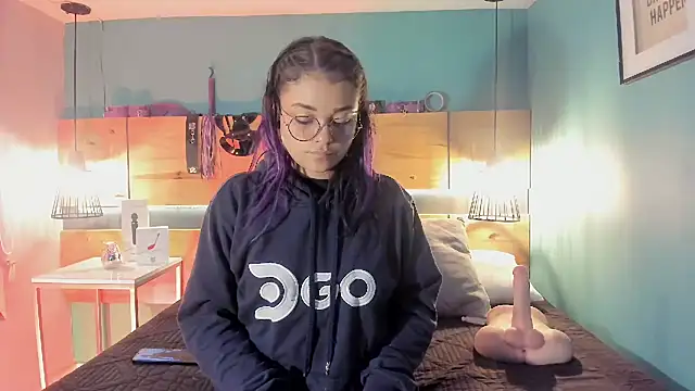 ChloeAllennn online show from November 4, 11:53 am