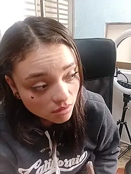 ChloeAllennn online show from May 19, 2:01 pm