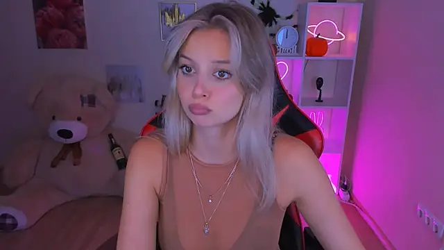 melissa richardson online show from October 14, 12:50 pm