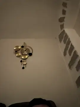 Snapshot of benhadj71 chatting on April 1, 12:33 am benhadj71 online show from April 1, 12:33 am