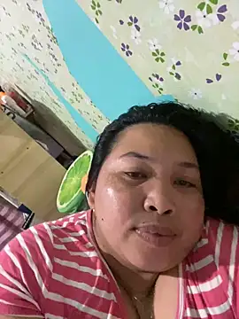 Snapshot of Sweet_fatty18 chatting on December 9, 11:34 pm Sweet fatty18 online show from December 9, 11:34 pm