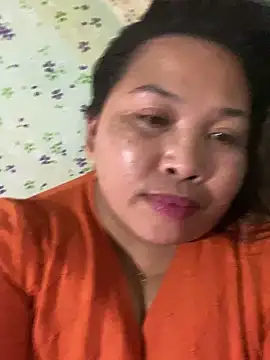 Snapshot of Sweet_fatty18 chatting on January 20, 9:56 am Sweet fatty18 online show from January 20, 9:56 am
