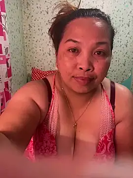 Snapshot of Sweet_fatty18 chatting on January 27, 10:49 am Sweet fatty18 online show from January 27, 10:49 am