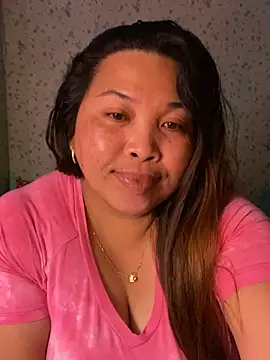 Snapshot of Sweet_fatty18 chatting on January 28, 2:32 am Sweet fatty18 online show from January 28, 2:32 am