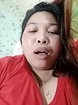 Snapshot of Sweet_fatty18 chatting on February 21, 3:45 am Sweet fatty18 online show from February 21, 3:45 am